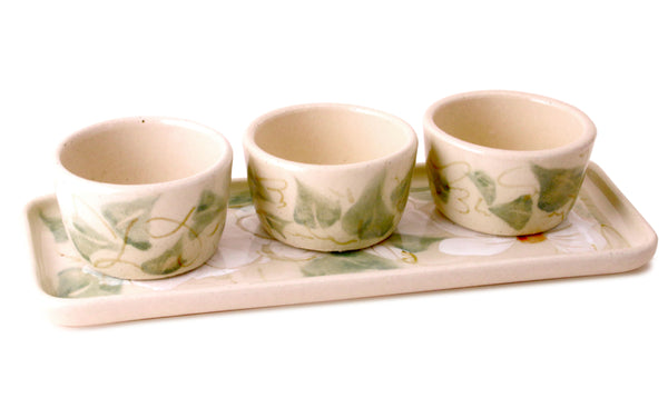 White Floral Pinch Pot Set