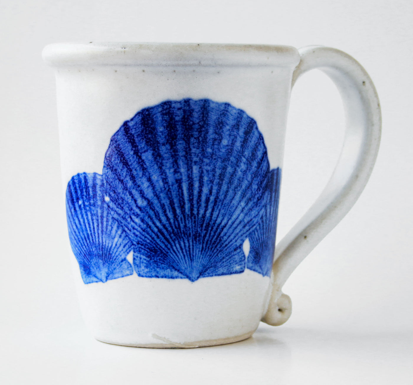 Chatham Pottery Scallop Shells Decal Mug